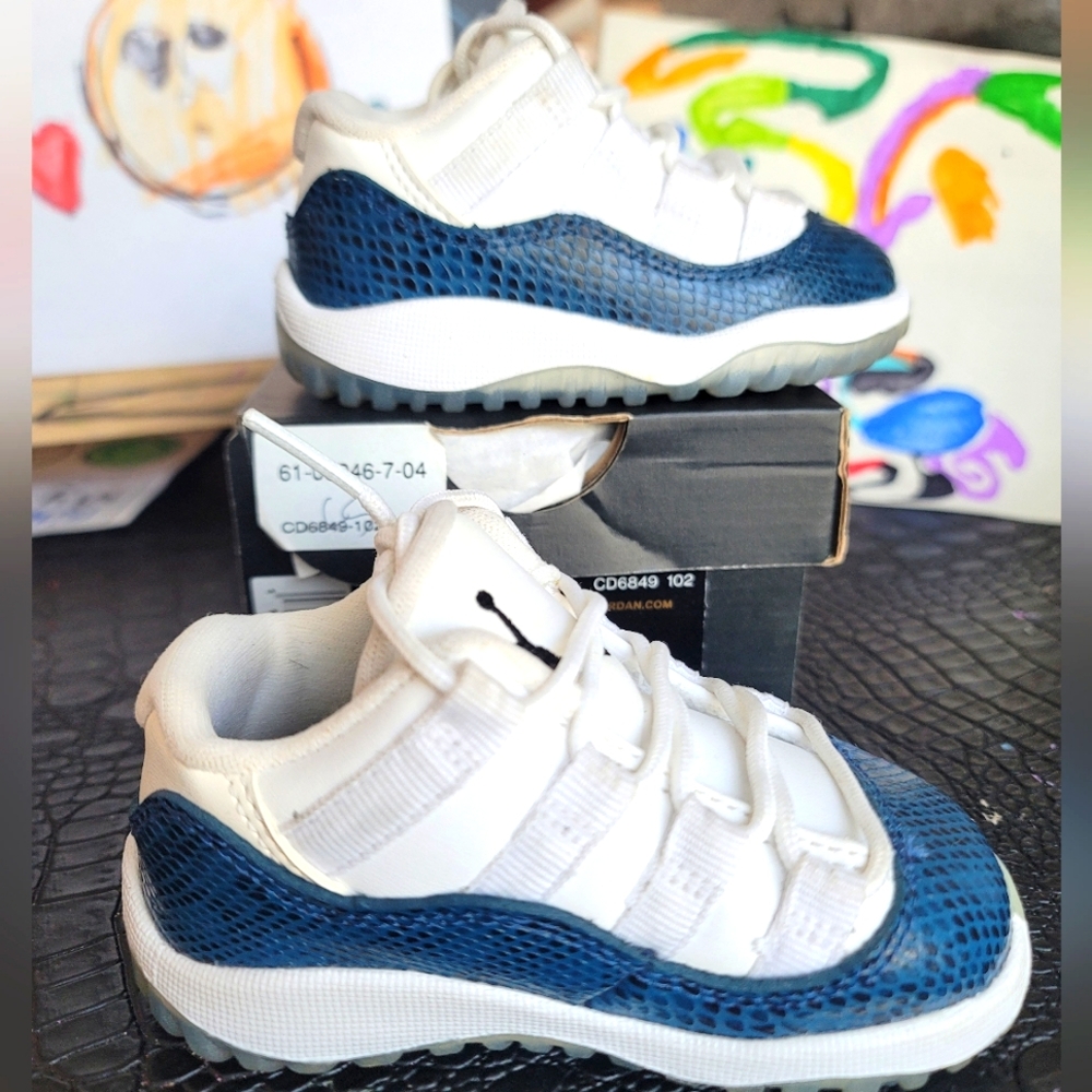 Nike Air Jordan 11 Low Retro Low LE (TD) - Size 5C